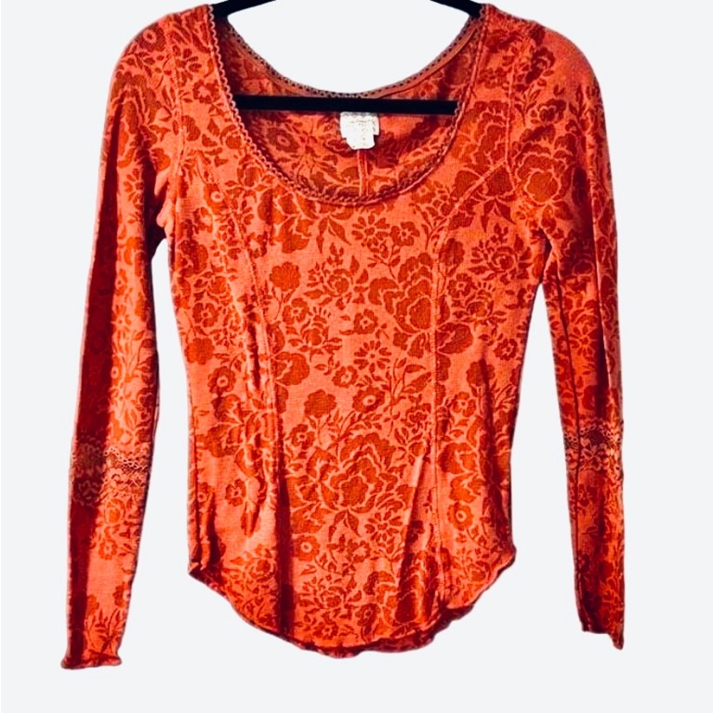 FREE PEOPLE Thermal Top, Mauve and Burgundy Floral, Lace Detail, Small, EUC-PMB3